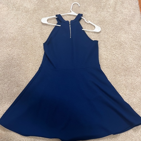 Royal blue dress - Picture 3 of 3